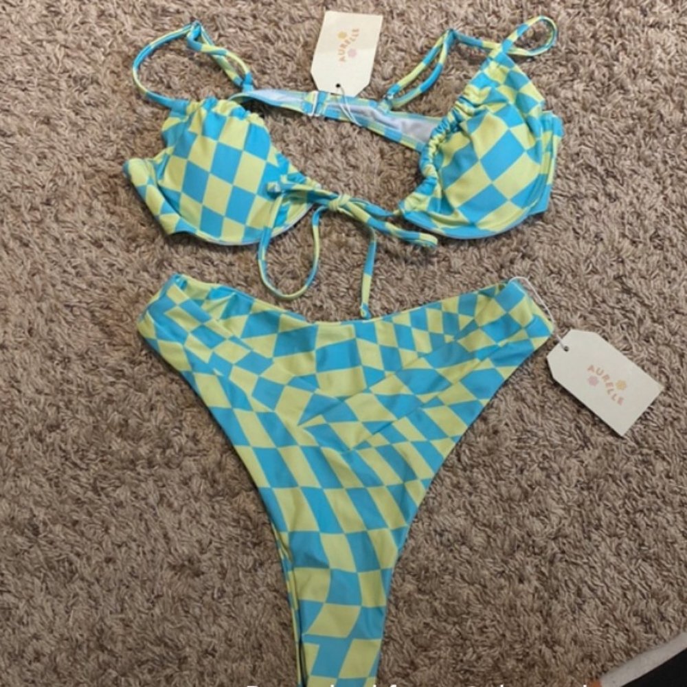 NWT Aurelle Riza Bikini